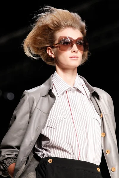 Look 24